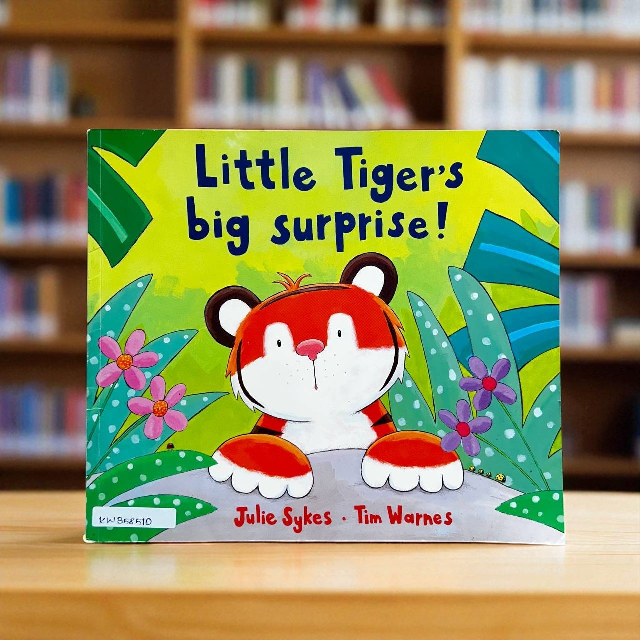 Little Tiger's Big Surprise!_Little Tiger Press_Julie Sykes_RDM_KWB58510