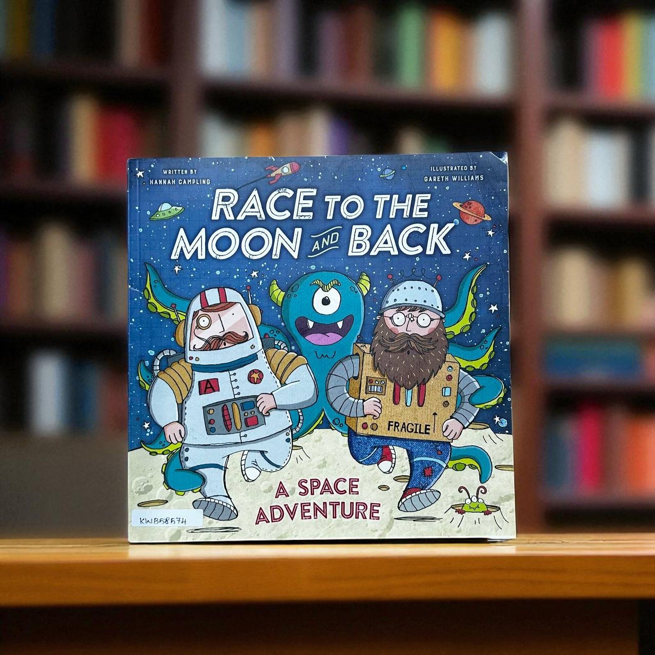 Race To The Moon And Back_A Space Adventure_Igloo Books_Hannah Campling_RDS_KWB58574