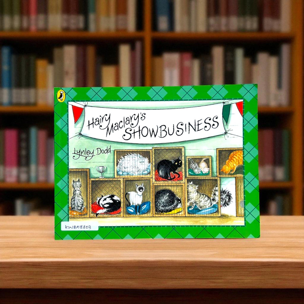 Hairy Maclary's Showbusiness_Puffin_Lynley Dodd_RDS_KWB58803