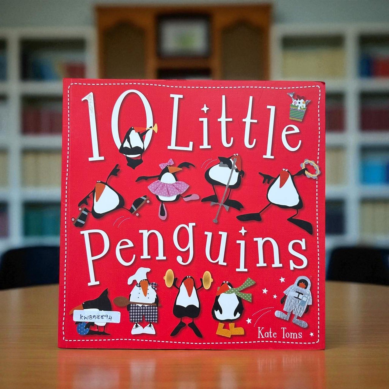 10 Little Penguins_Make Believe Ideas_Kate Toms_RDS_KWB58894