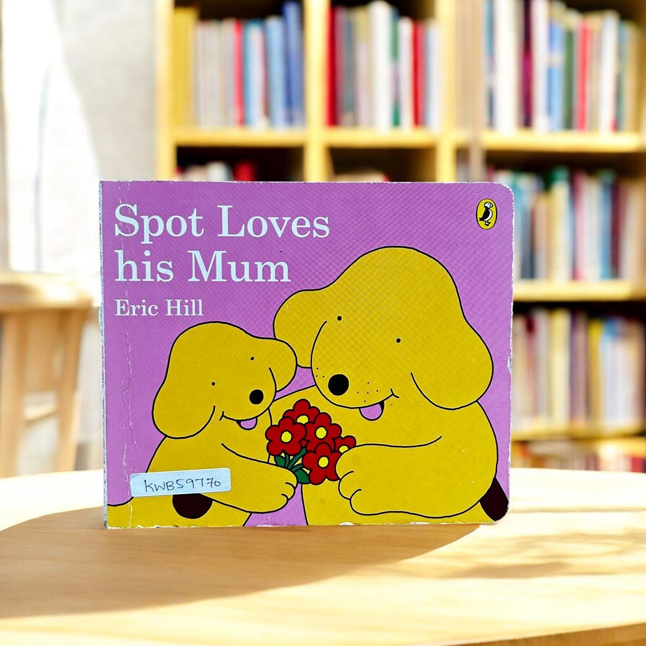 Spot Loves His Mum_Eric Hill_KWB59770