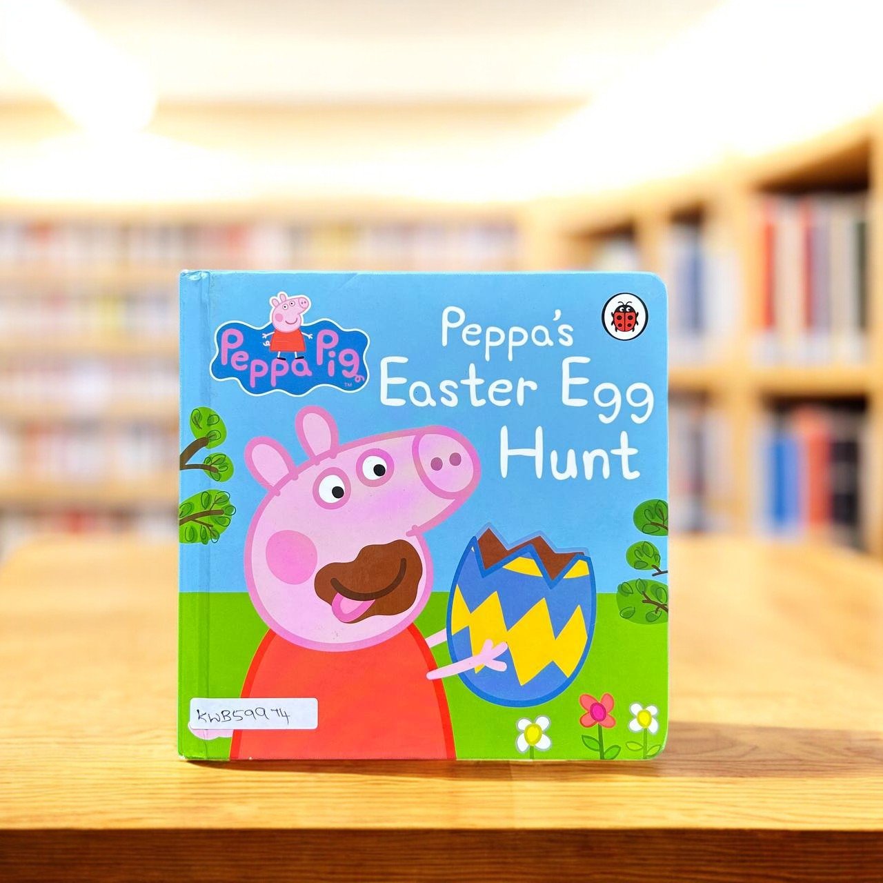 Peppa's Easter Egg Hunt_Peppa Pig_Ladybird_KWB59974