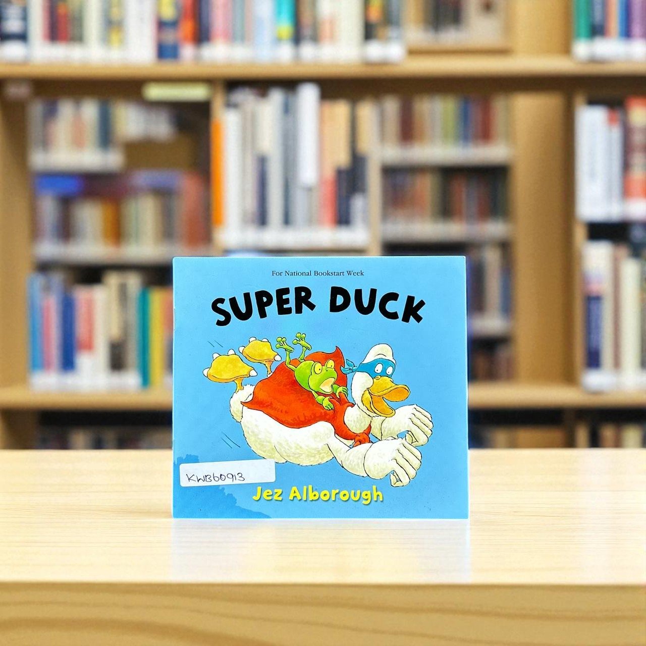 Pocket Friendly_Super Duck_Jez Alborough_KWB60913