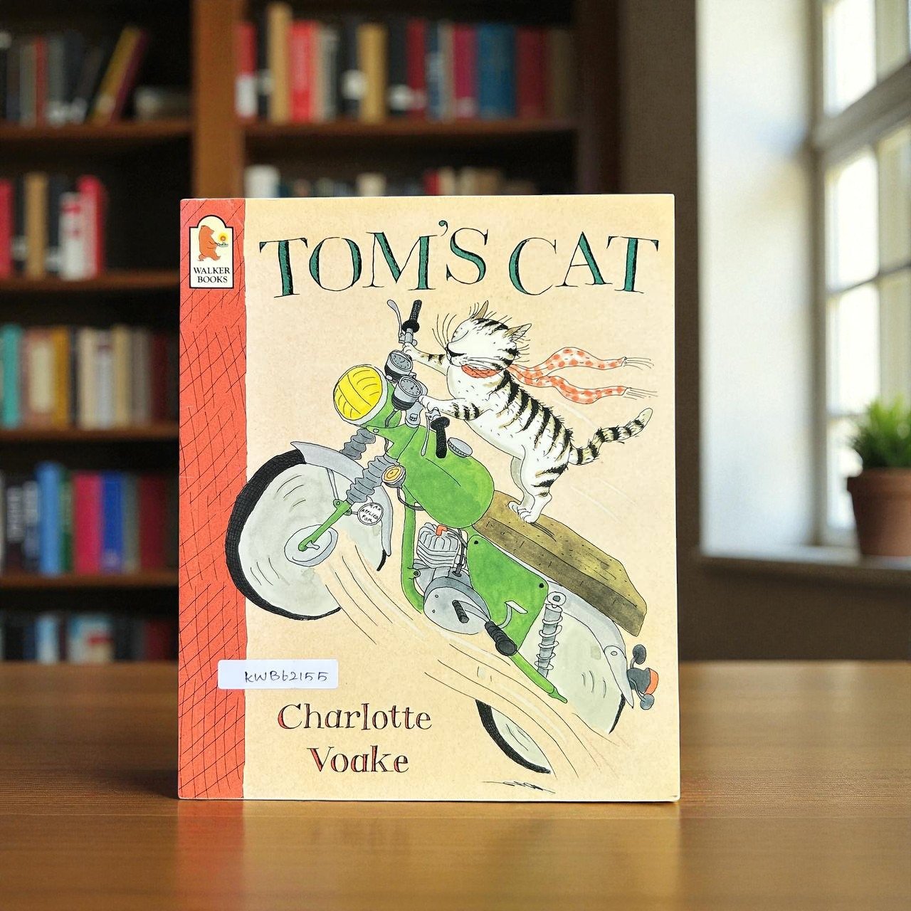 Tom's Cat_Walker_Charlotte Voake_RDS_KWB62155