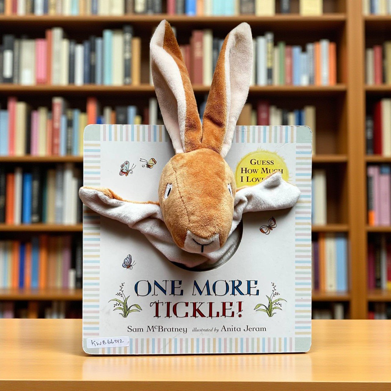 One More Tickle!_Puppet Book_Sam McBratney_KWB66012