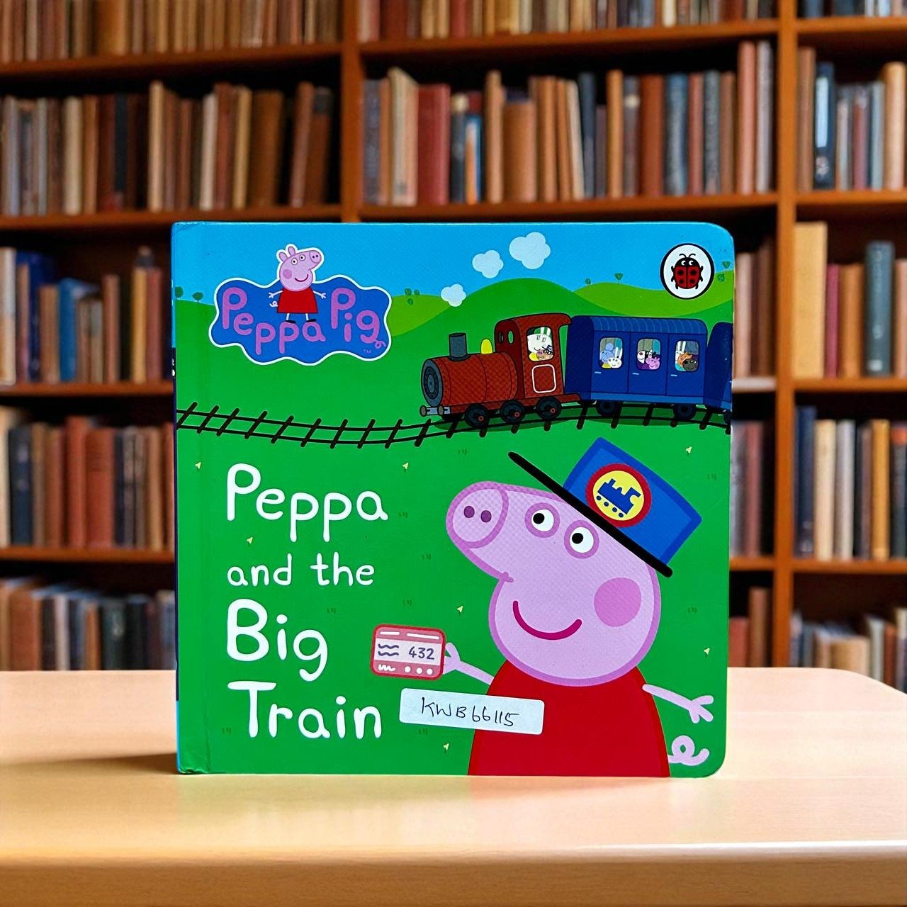 Peppa And The Big Train_Peppa Pig_Ladybird_KWB66115