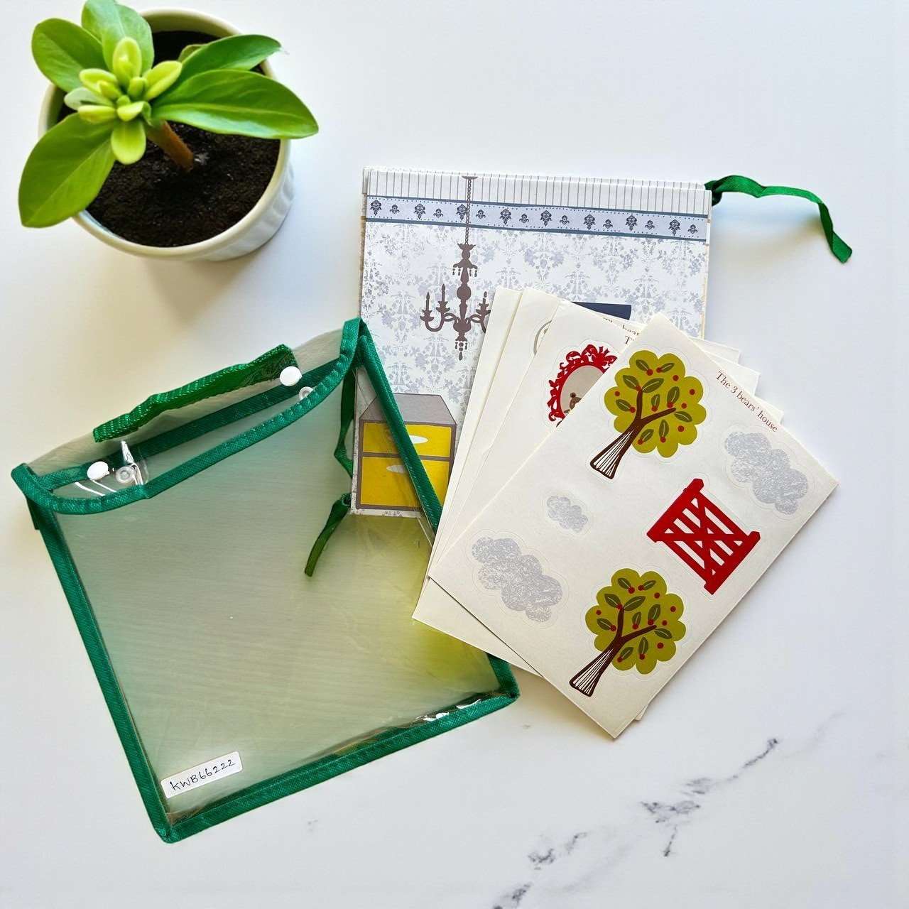 Goldilocks And The 3 Bears_3D Play Scence And 4 Sticker Sheet_Box Set_Age 3+_KWB66222