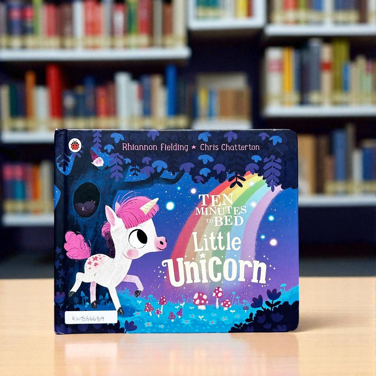 Ten Minutes To Bed_ Little Unicorn_Ladybird_KWB66639