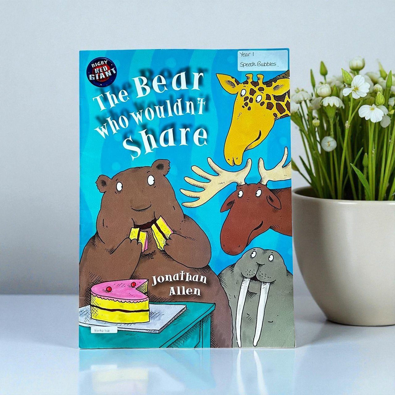 The Bear Who Wouldn't Share_Rigby Red Giant_Big Book_Jonathan Allen_KWB61368