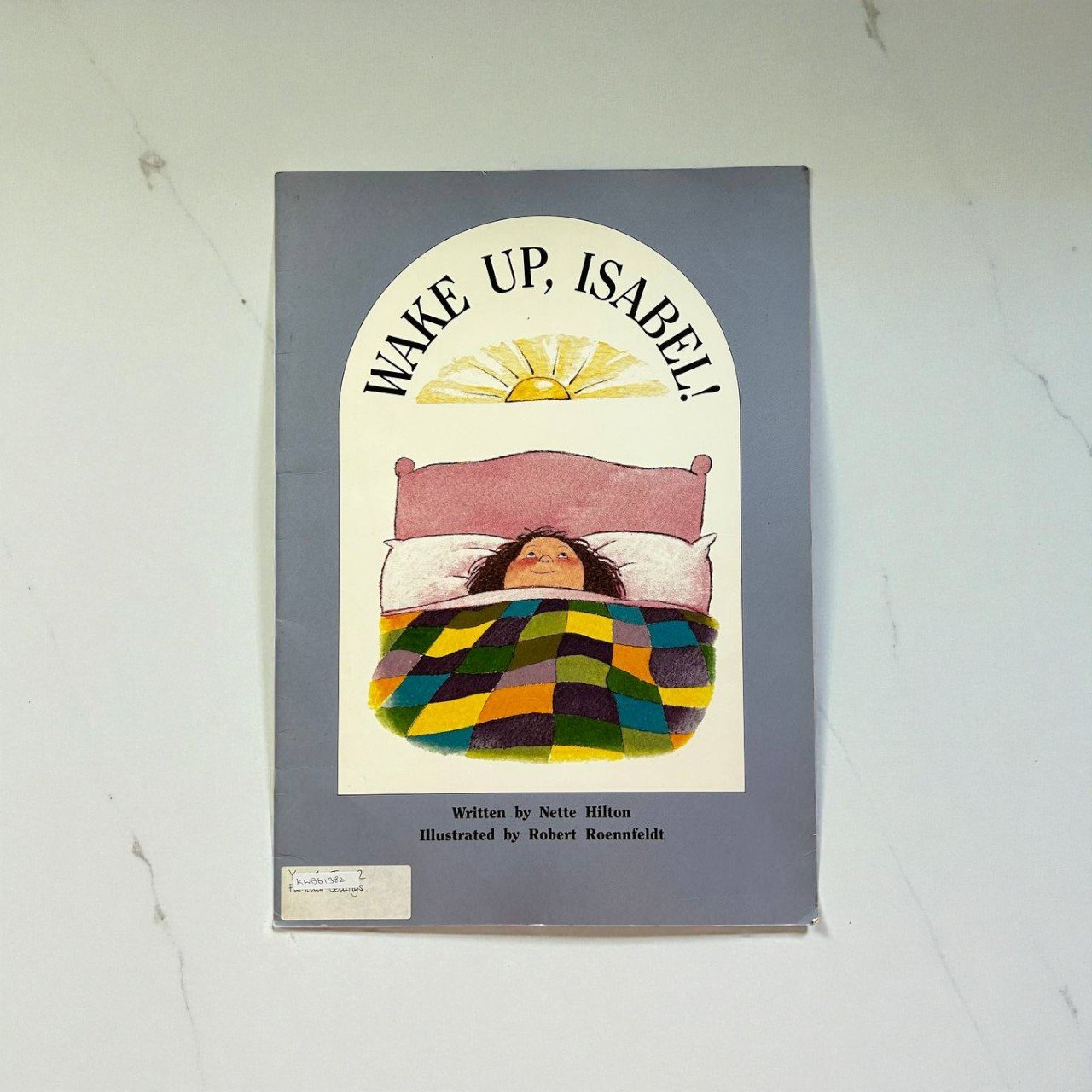 Wake Up, Isabel!_Big Book_Nette Hilton_KWB61382
