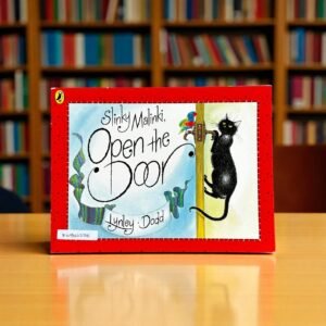 Slinky Malinki, Open The Door_Puffin_Lynley Dodd_RDS_KWB62275