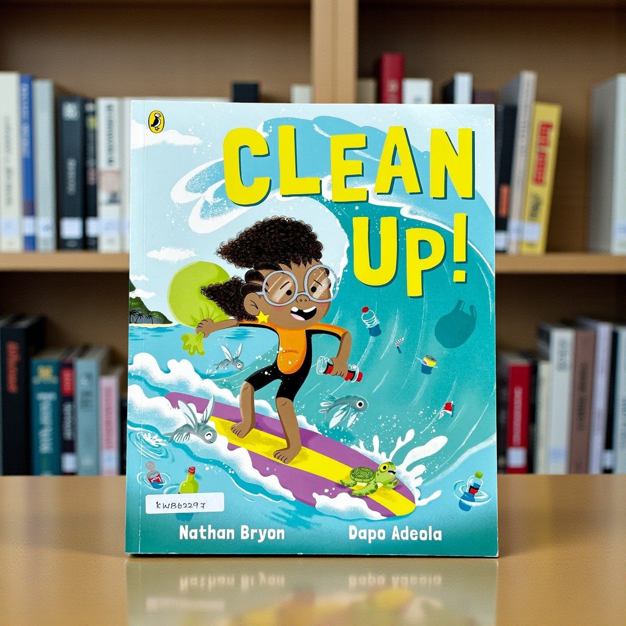 Clean Up!_Puffin_Nathan Bryon_RDS_KWB62297