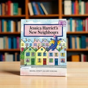 Jessica Harriet's New Neighbours_Red Fox_Michael Ratnett_RDS_KWB62455