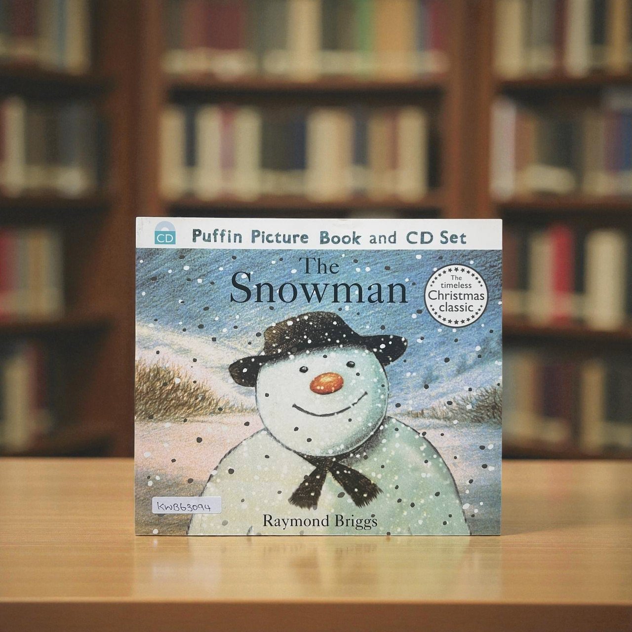The Snowman_With CD_Raymond Briggs_RDS_KWB63094