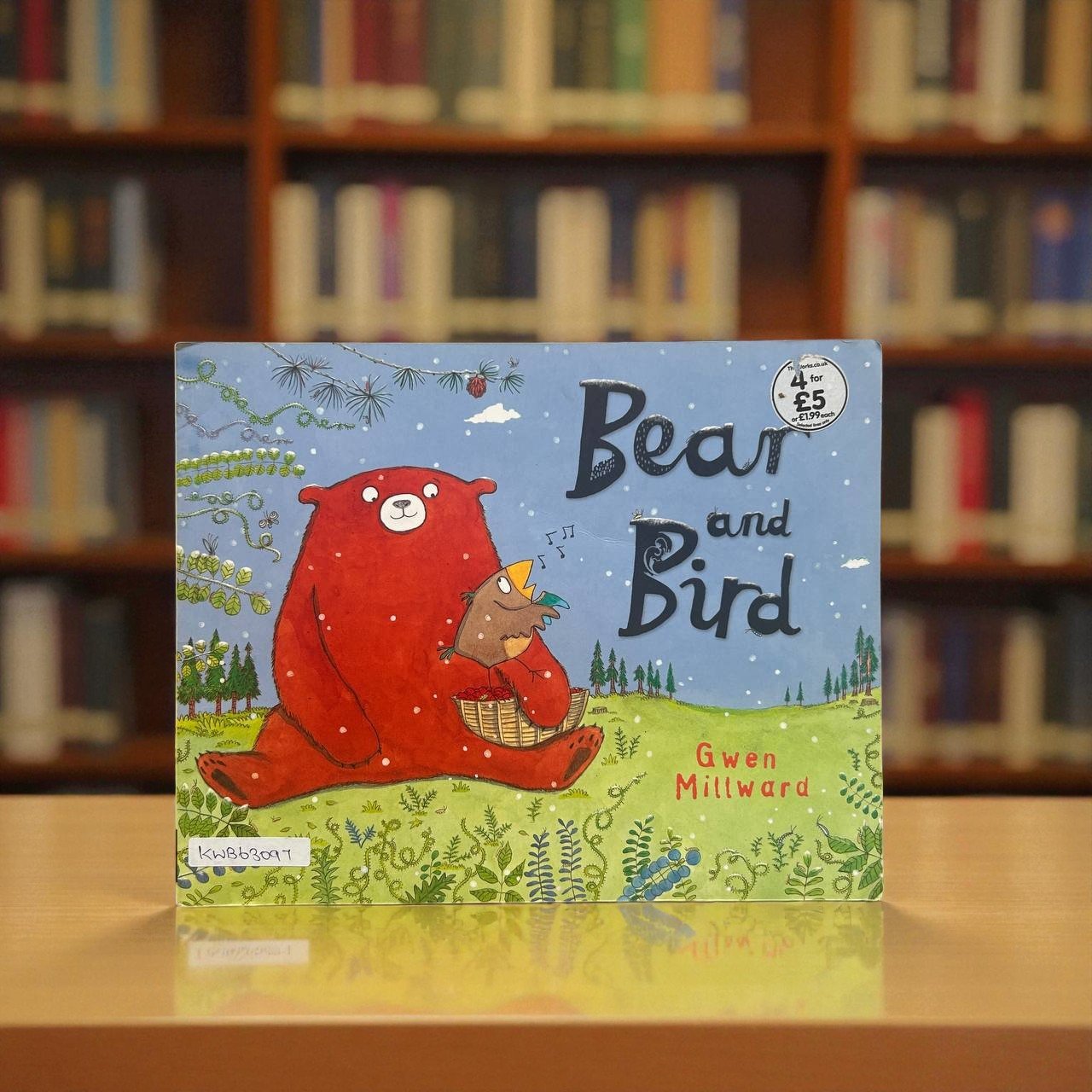 Bear And Bird_Gwen Millward_RDS_KWB63097