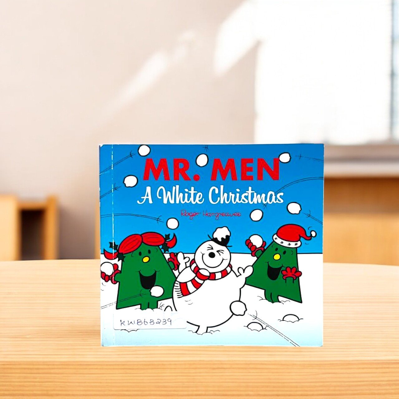 Pocket Friendly_Mr.Men A White Christmas_Mr Men And Little Miss_Roger Hargreaves_KWB63239