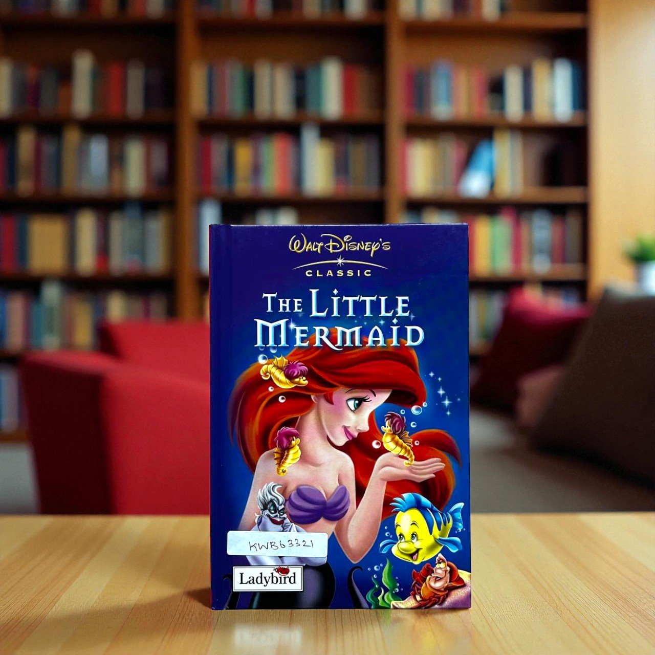 Pocket Friendly_The Little Mermaid_Disney_Ladybird_KWB63321