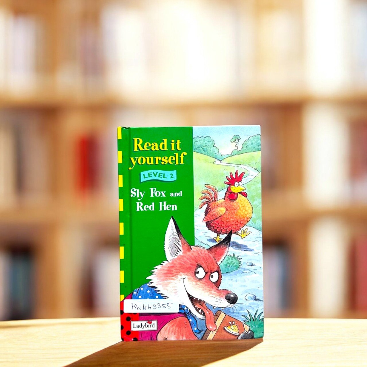 Pocket Friendly_Sly Fox And Red Hen_Read It Yourself_Ladybird_KWB63355