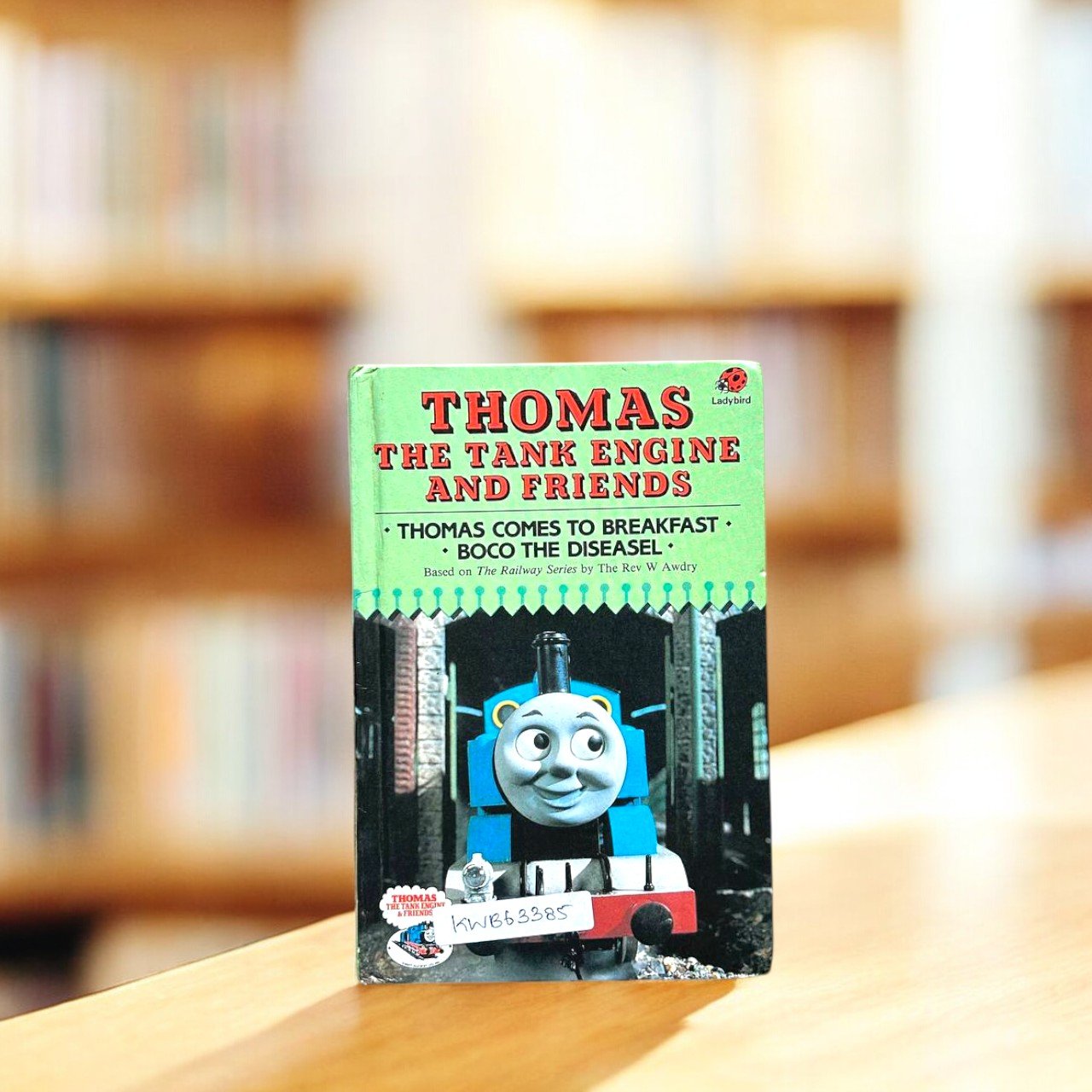 Pocket Friendly_Thomas The Tank Engine & Friends_Thomas Comes To Breakfast_Ladybird_KWB63385