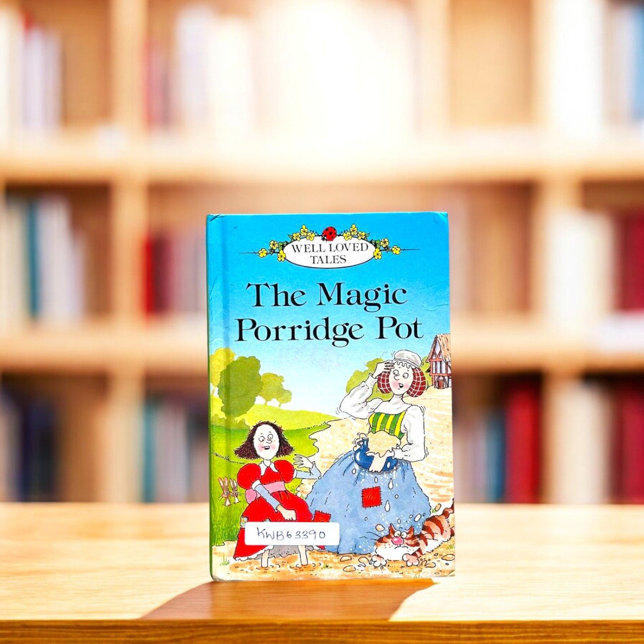 Pocket Friendly_The Magic Porridge Pot_Well Loved Tales_Ladybird_KWB63390