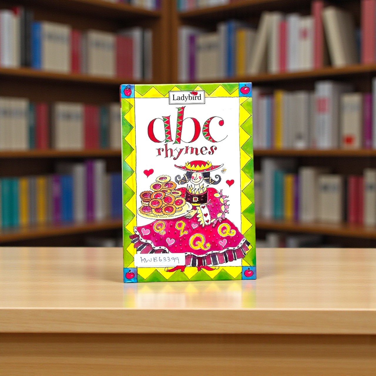 Pocket Friendly_ABC Rhymes_Ladybird_KWB63399