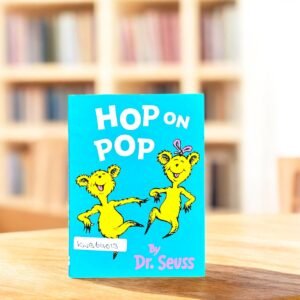 Pocket Friendly_Hop On Pop_Dr.Seuss_KWB64013