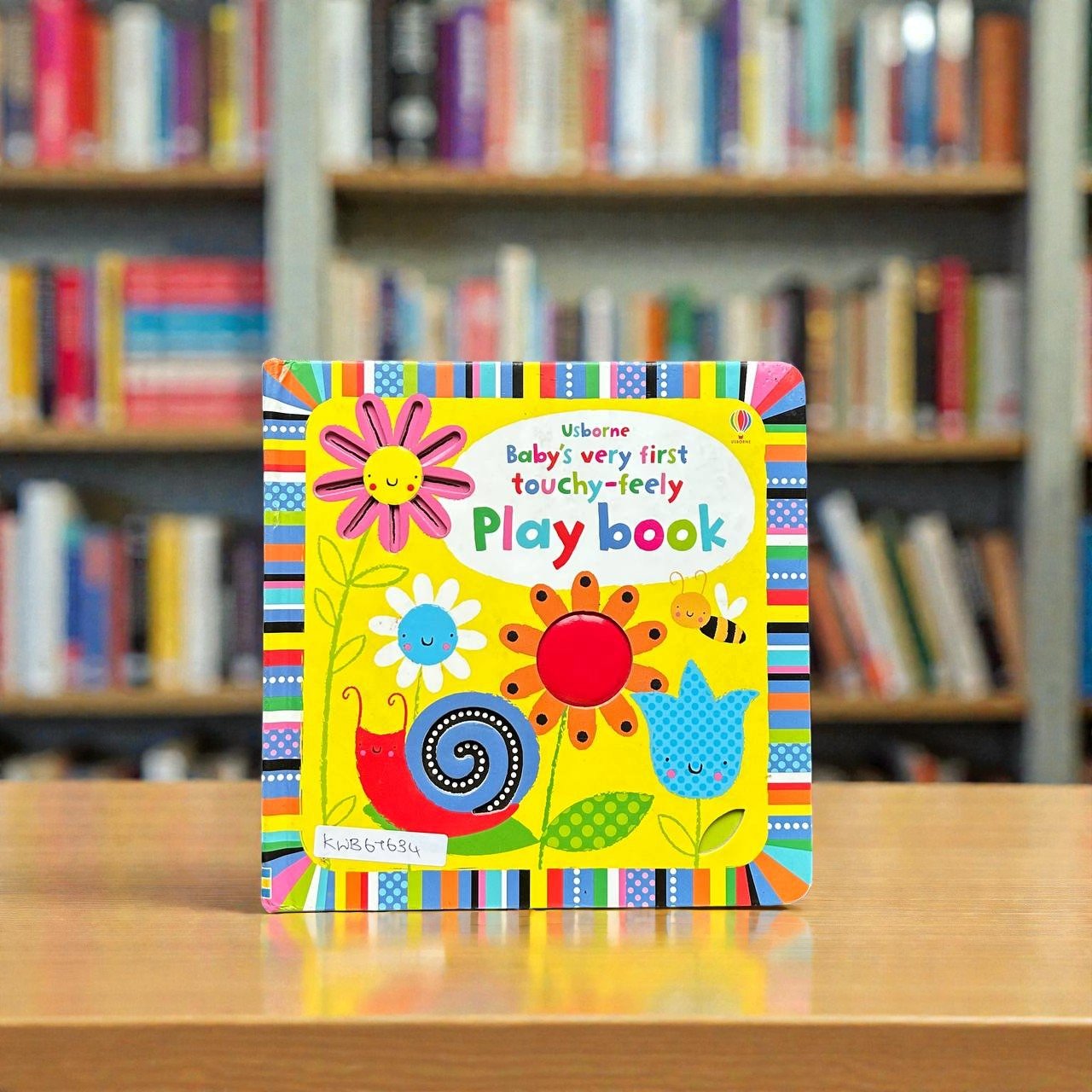 Baby's Very First Play Book_Touch And Feel Book_Usborne_KWB67634