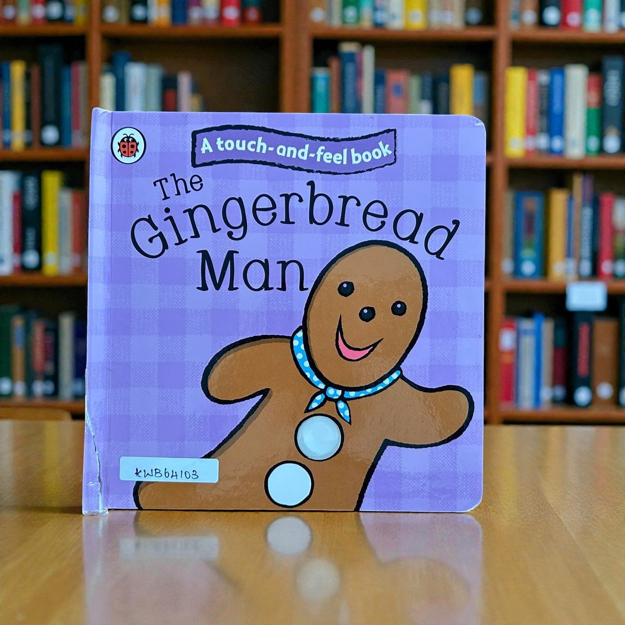 The Gingerbread Man_Touch And Feel Book_Ladybird_KWB64103