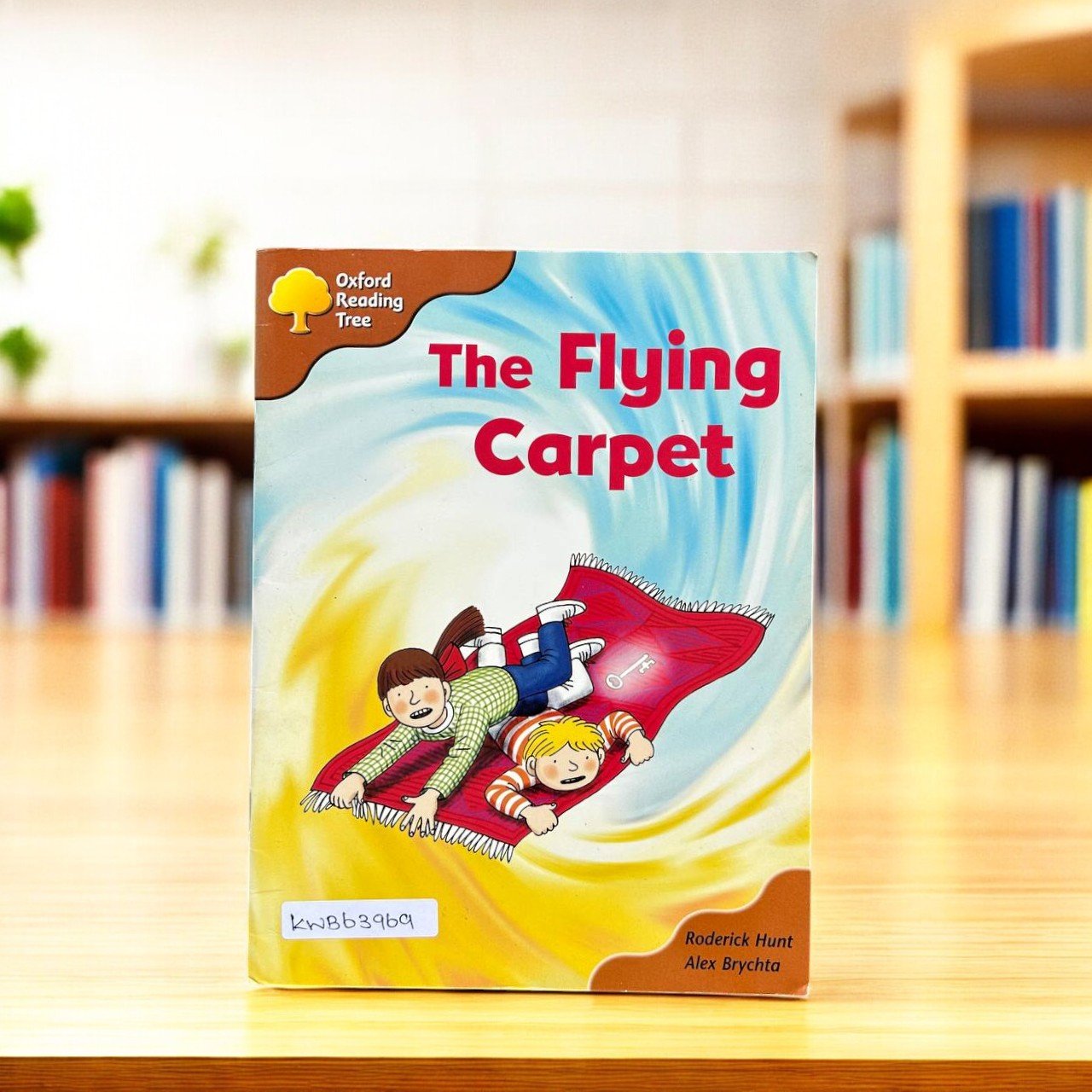 The Flying Carpet_Oxford Reading Tree_Used_Roderick Hunt_KWB63969