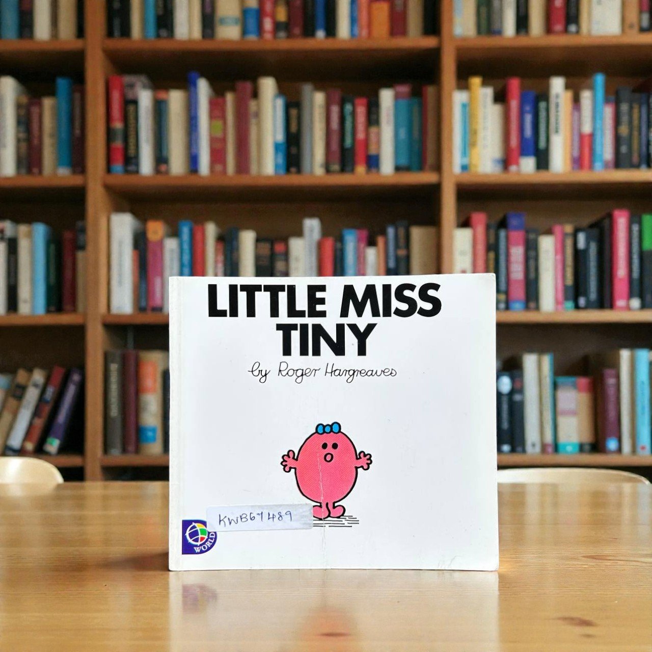 Pocket Friendly_Little Miss Tiny_Mr Men And Little Miss_Roger Hargreaves_KWB67489