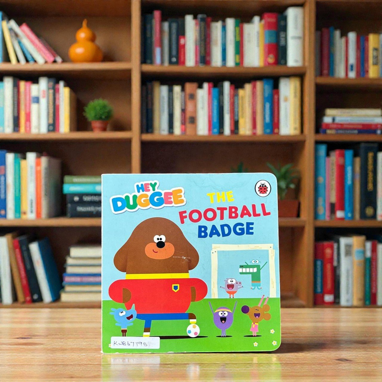 Hey Duggee_The Football Badge_Used_Ladybird_KWB67795