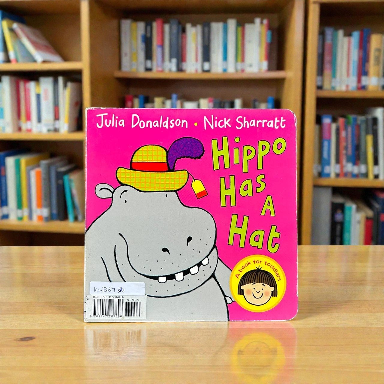 Hippo Has A Hat_Julia Donaldson_KWB67810