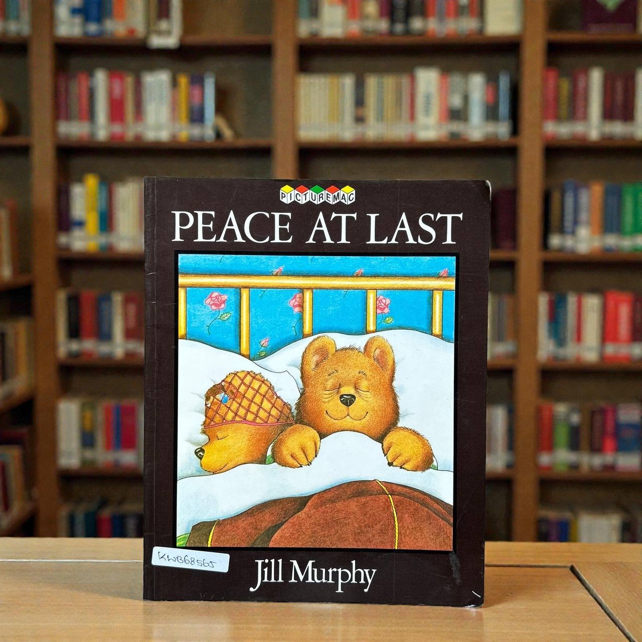 Peace At Last_Macmillan_Jill Murphy_RDS_KWB68565