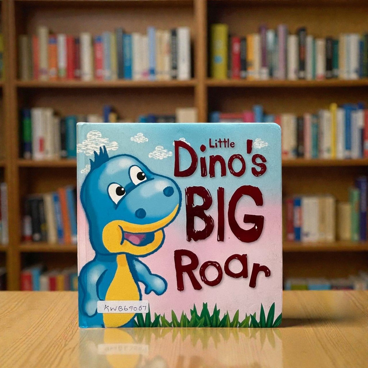 Little Dino's Big Roar_Igloo Books_KWB69007