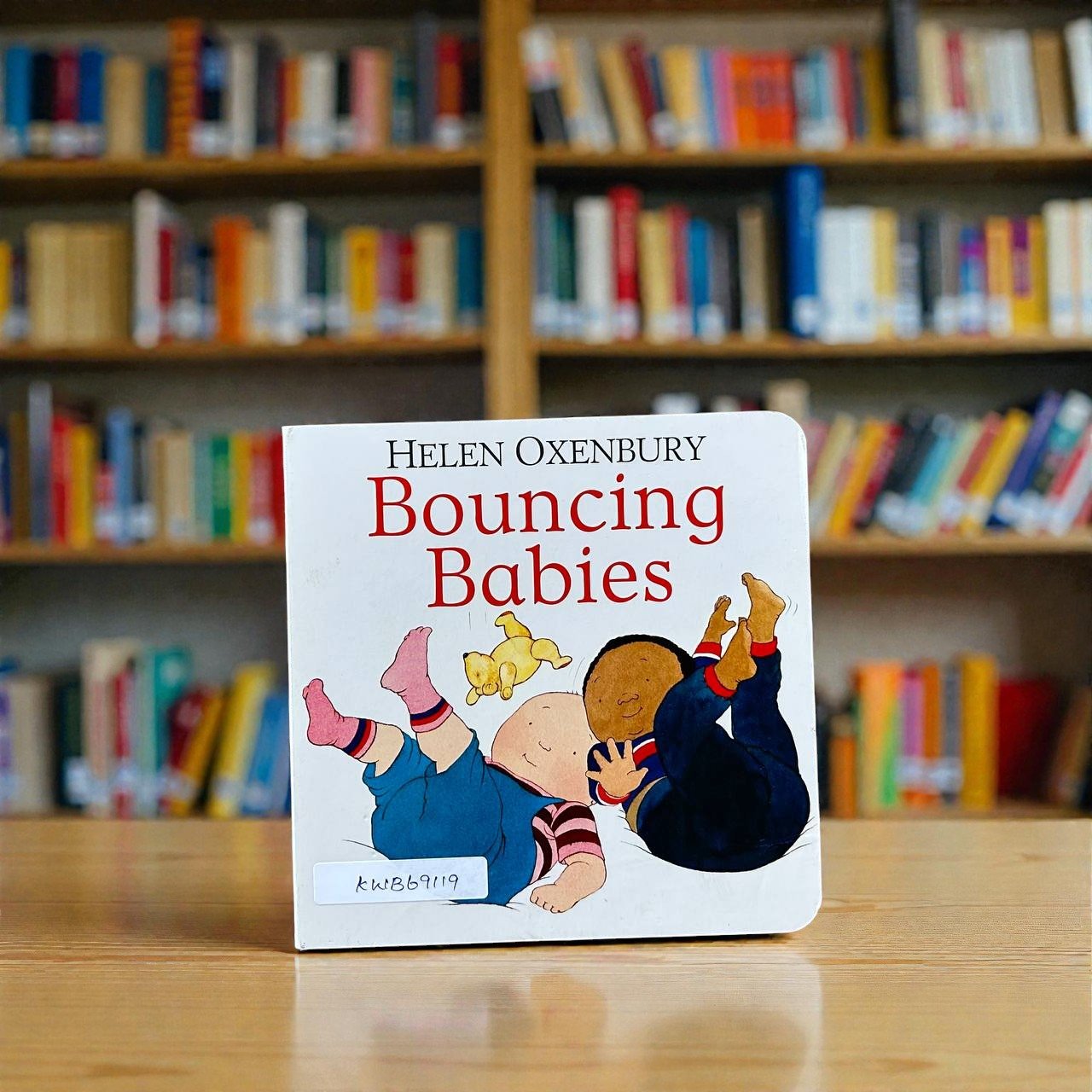 Bouncing Babies _Helen Oxenbury _KWB69119