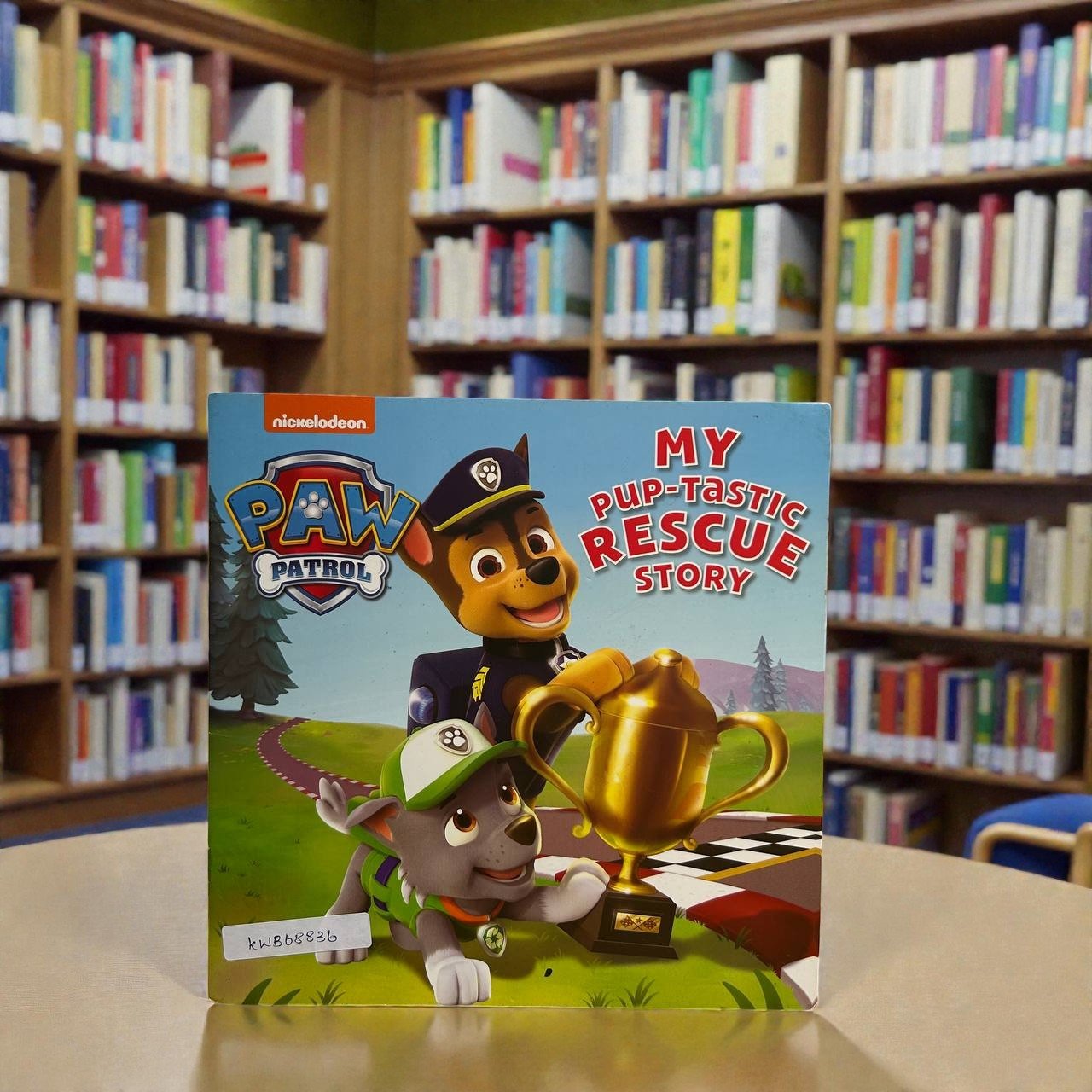 My Pup Tastic Rescue Story_Paw Patrol_Used_Nickelodeon_RDS_KWB68836