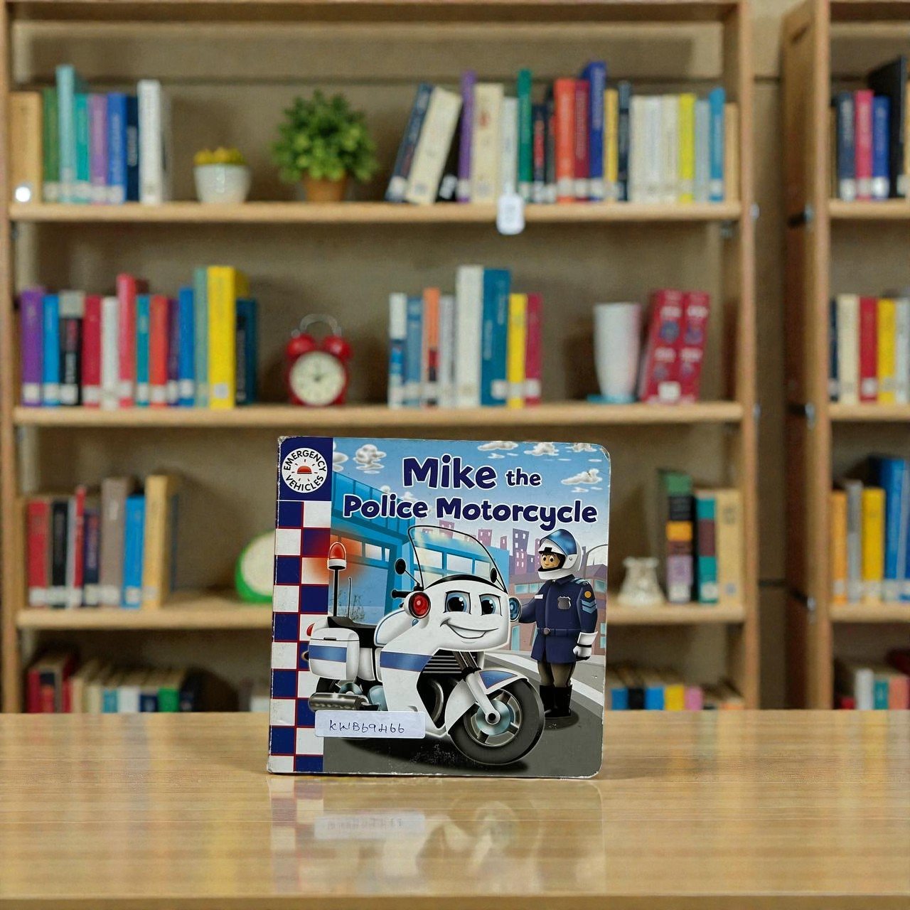 Mike The Police Motorcycle_BB Stories_Brimax_KWB69466
