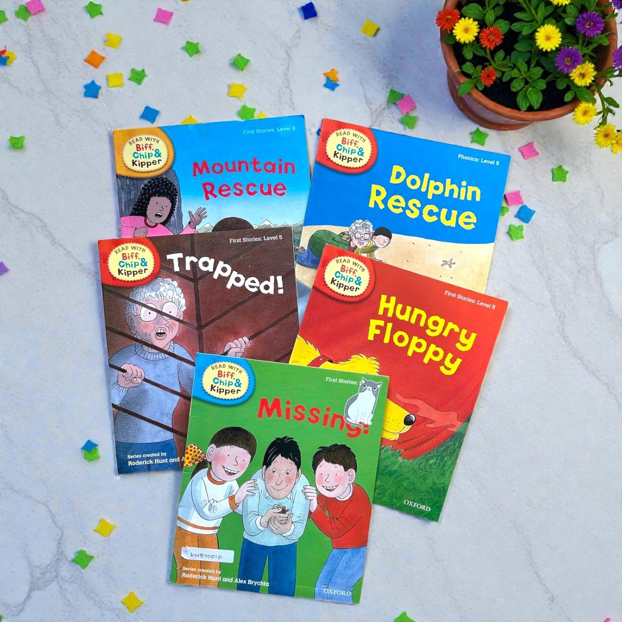 Biff And Chip_Oxford_Phonics_Set Of 5 Books_Roderick Hunt_KWB70010