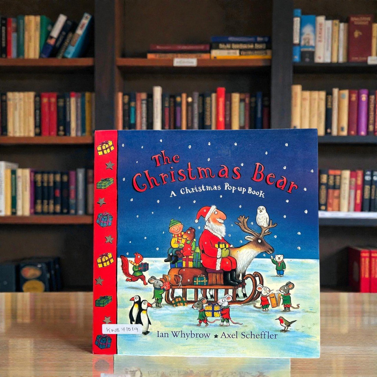 The Christmas Bear_Pop Up Book_Interactive_Ian Whybrow_KWB71019