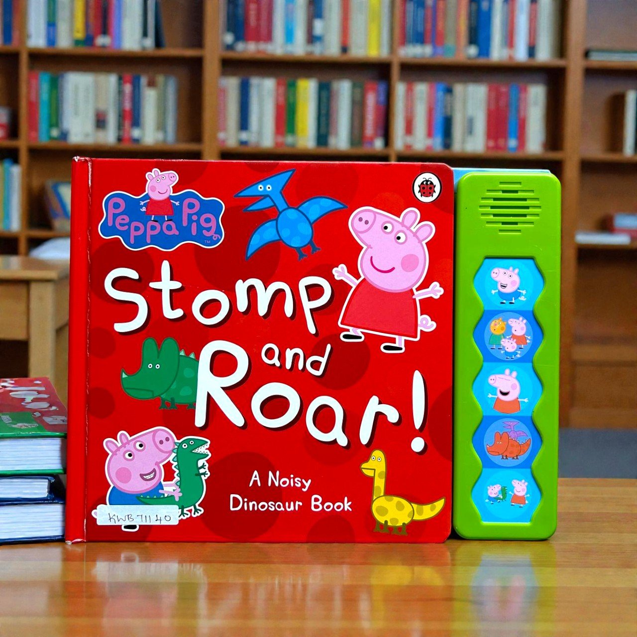Stomp And Roar!_Peppa Pig_Sound Book_Ladybird_KWB71140