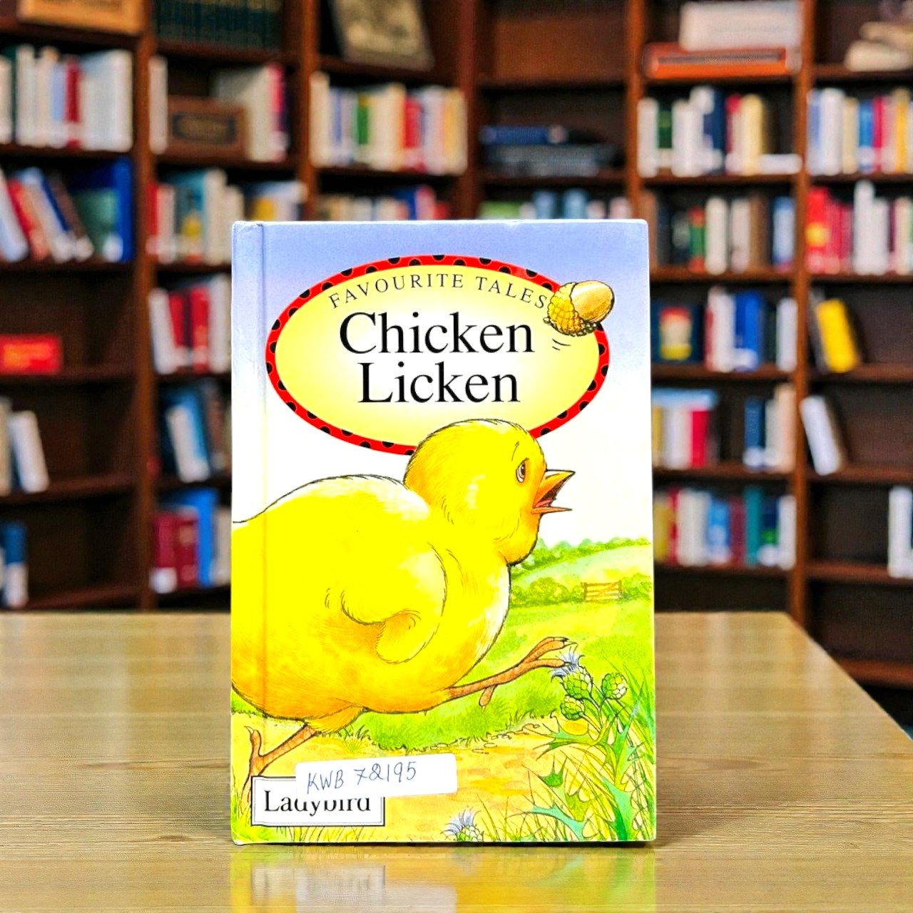 Pocket Friendly_Chicken Licken_Favourite Tales_Ladybird_KWB72195