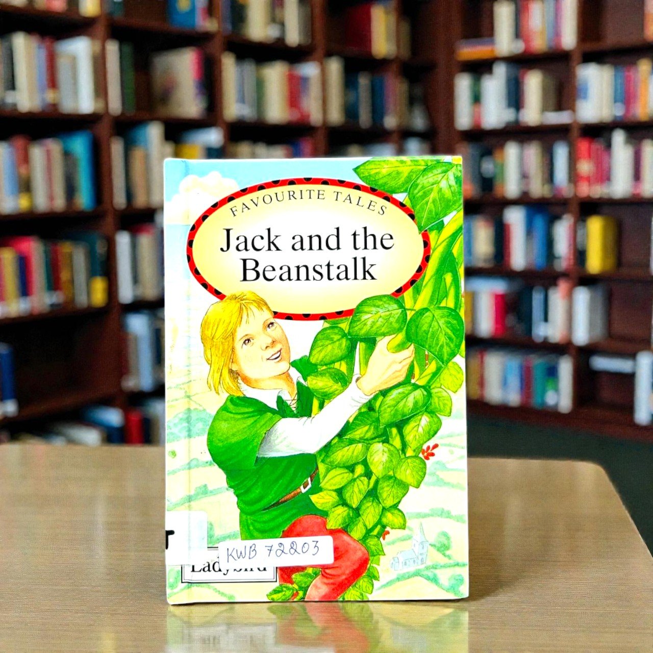 Pocket Friendly_Jack And The Beanstalk_Favourite Tales_Ladybird_KWB72203