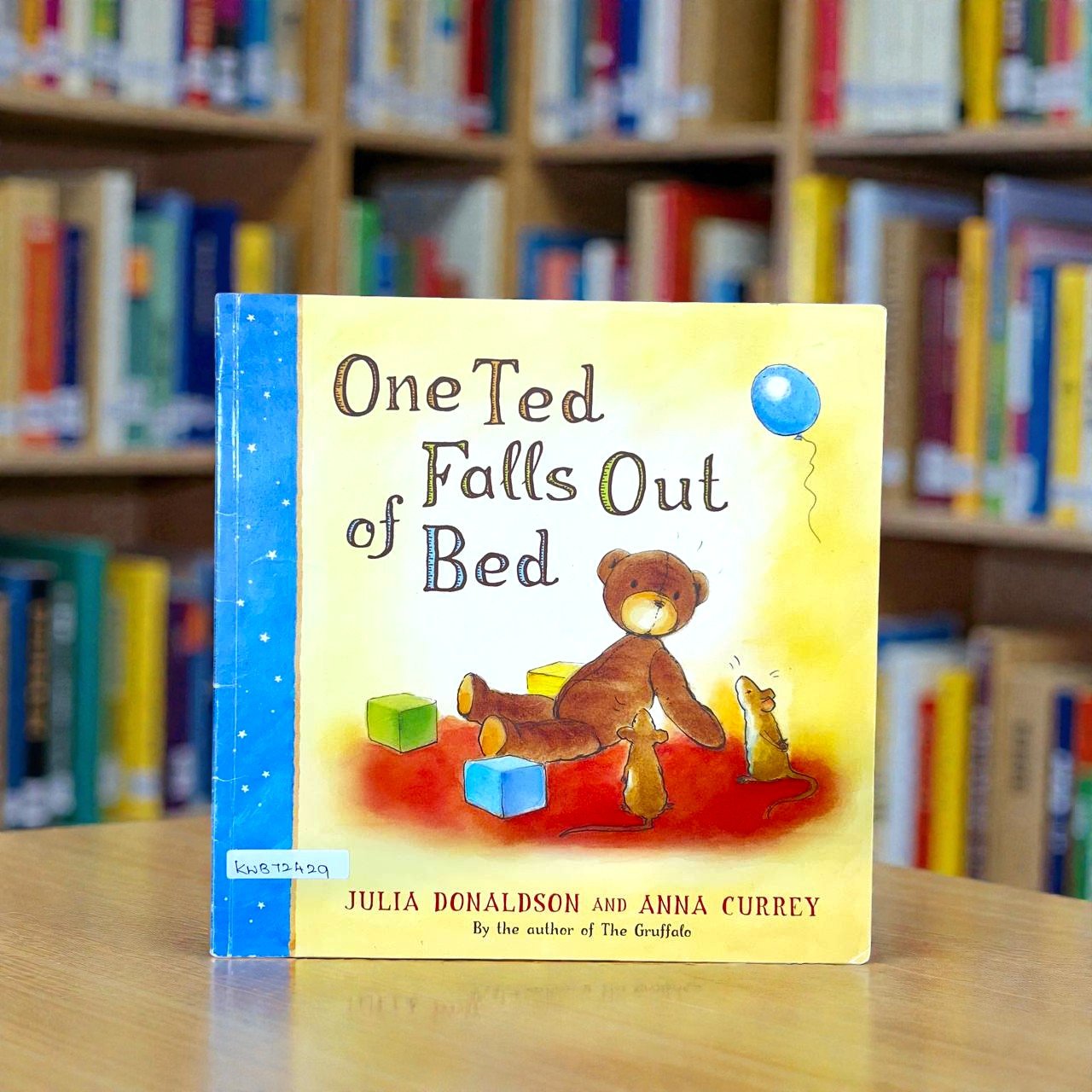 One Ted Falls Out Of Bed_Julia Donaldson_KWB72429