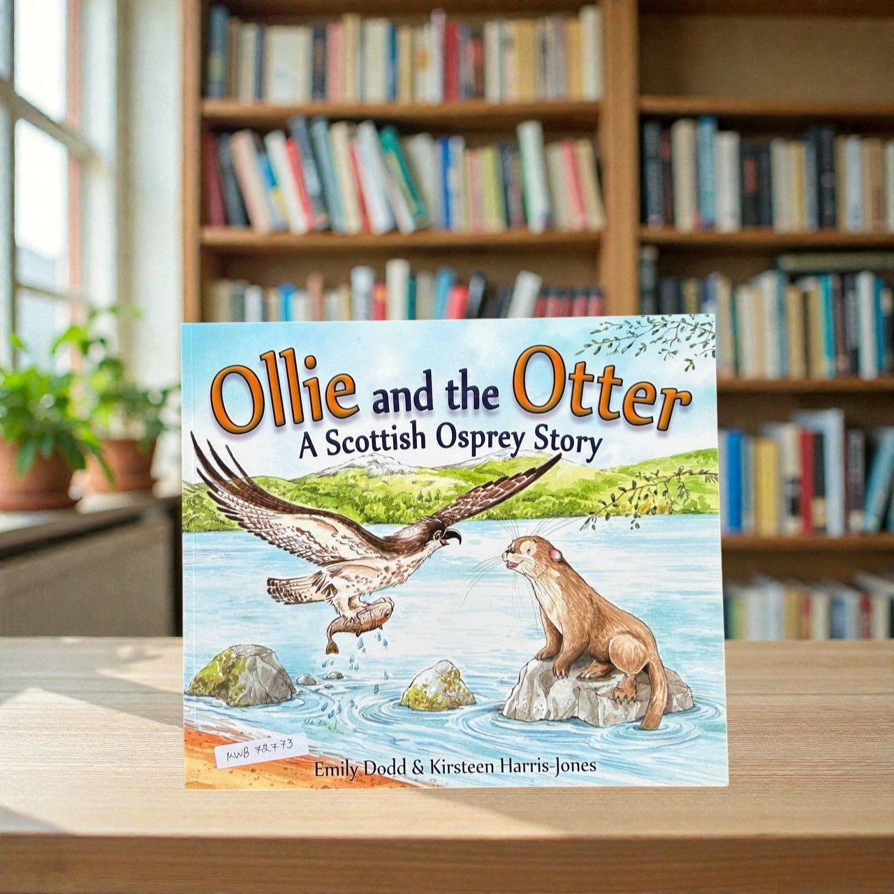 Ollie And The Otter _A Scottish Osprey Story_Emily Dodd_RDS_KWB72773