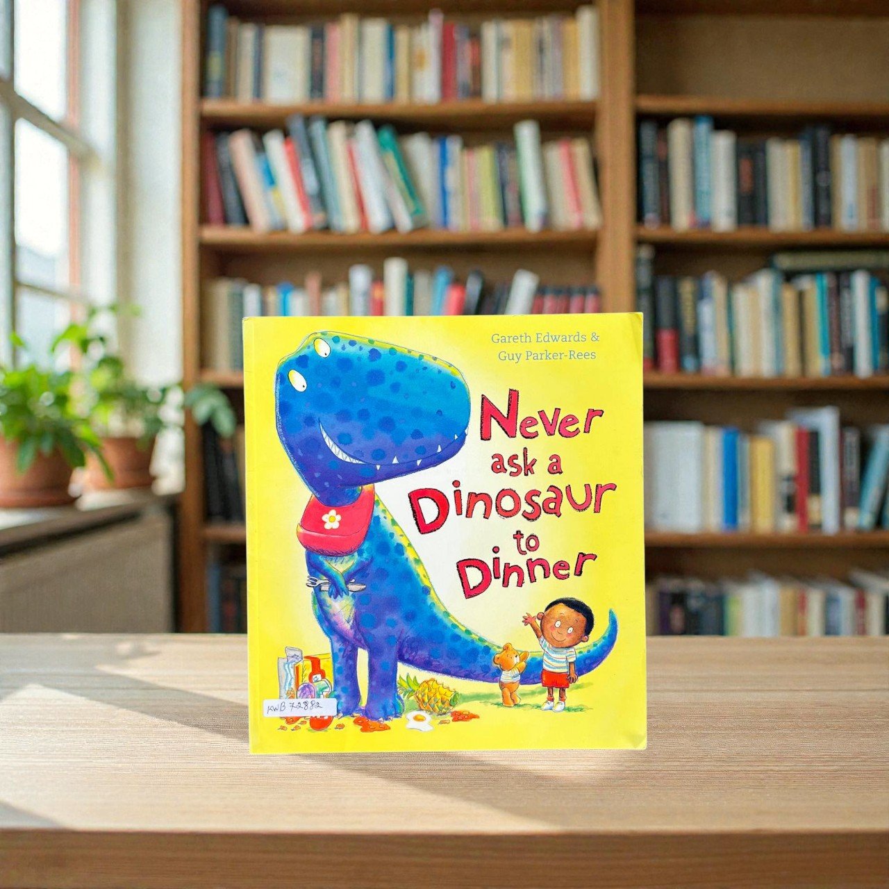 Never Ask A Dinosaur To Dinner_Gareth Edwards_RDS_KWB72882
