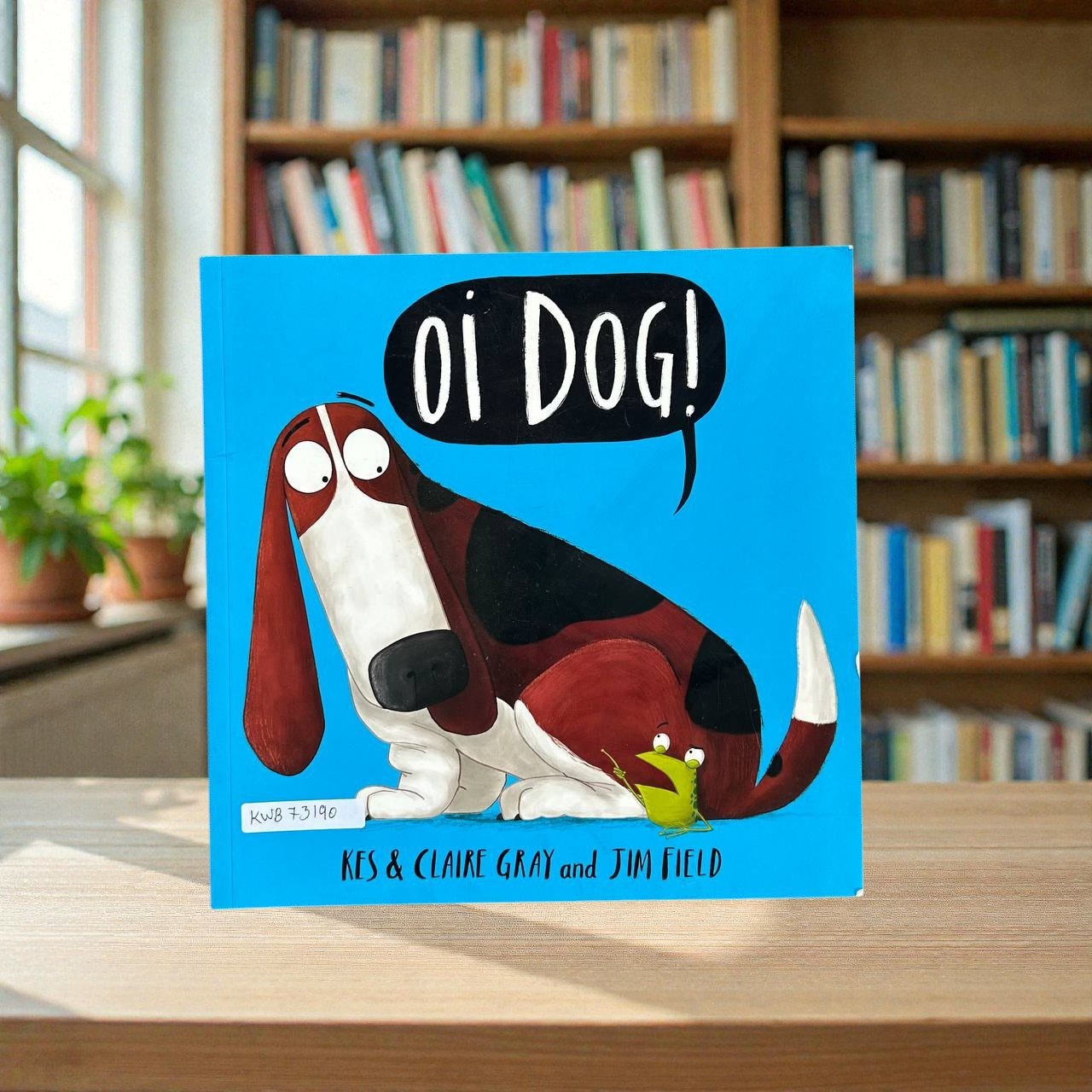 Oi Dog!_Famous_Kes & Claire Gray_KWB73190