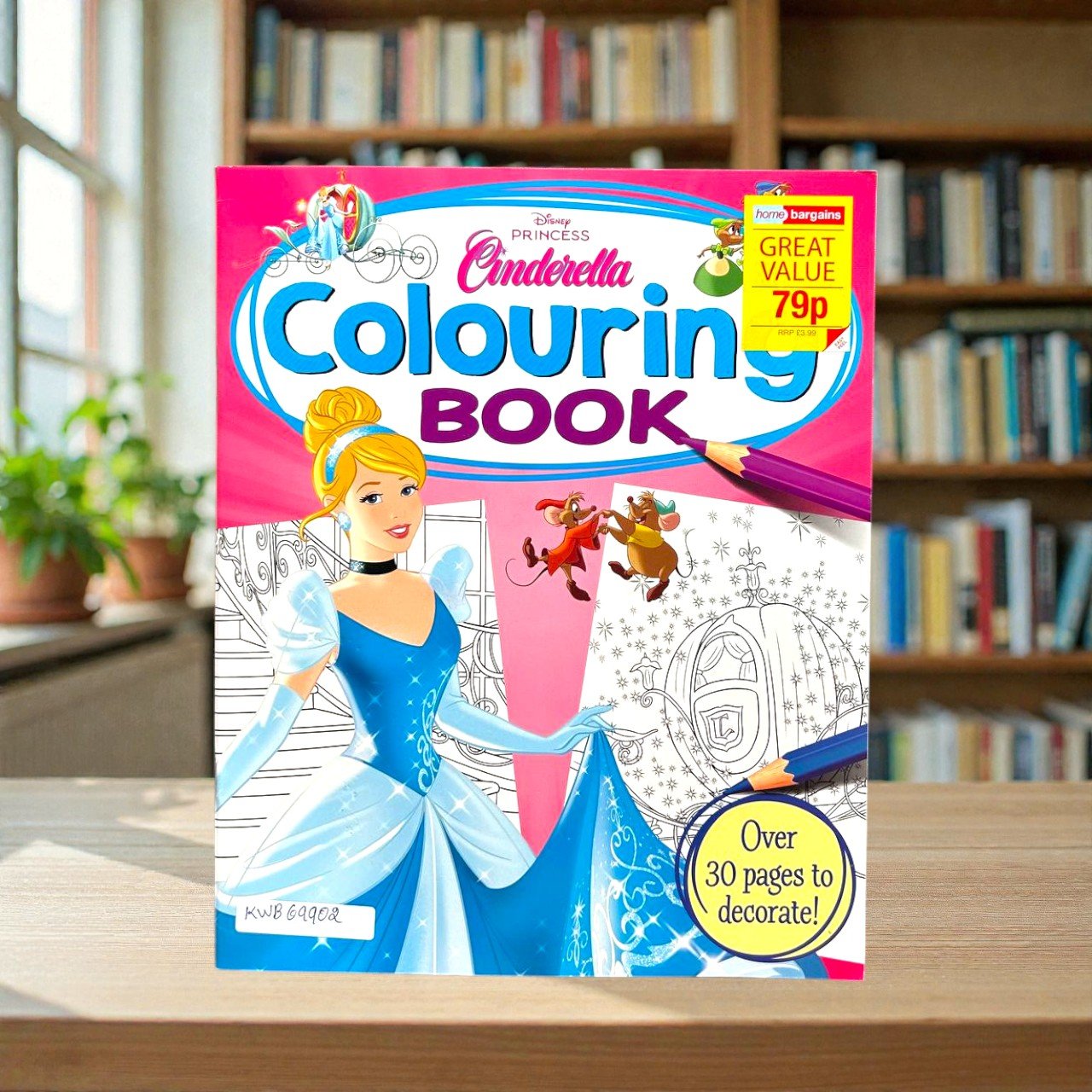 Cinderella Colouring Book_Disney_KWB69902