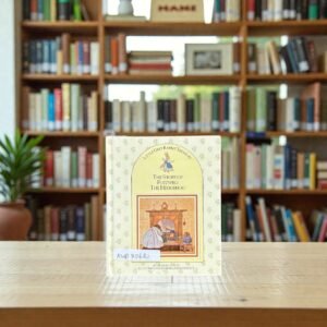 Pocket Friendly_The Story Of Fuzzypeg The Hedgehog_Little Grey Rabbit Treasury_Alison Uttley_KWB70621