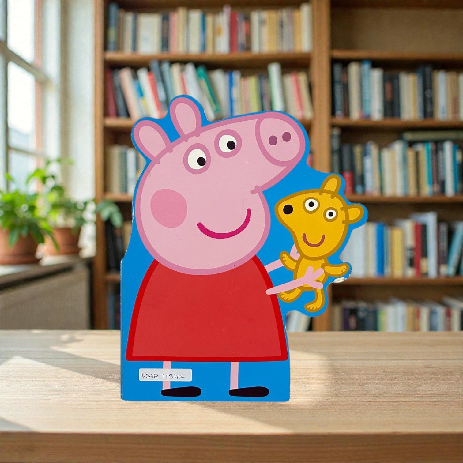 All About Peppa_Shape Book_Ladybird_KWB71842