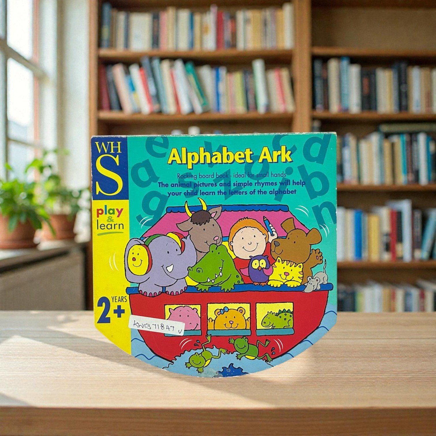 Alphabet Ark_Shape Book_Used_WHSmith Limited_KWB71847
